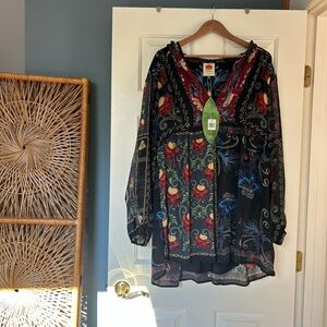 FARM Rio Mixed Print Mini-Dress with Red and Blue Floral Patterns